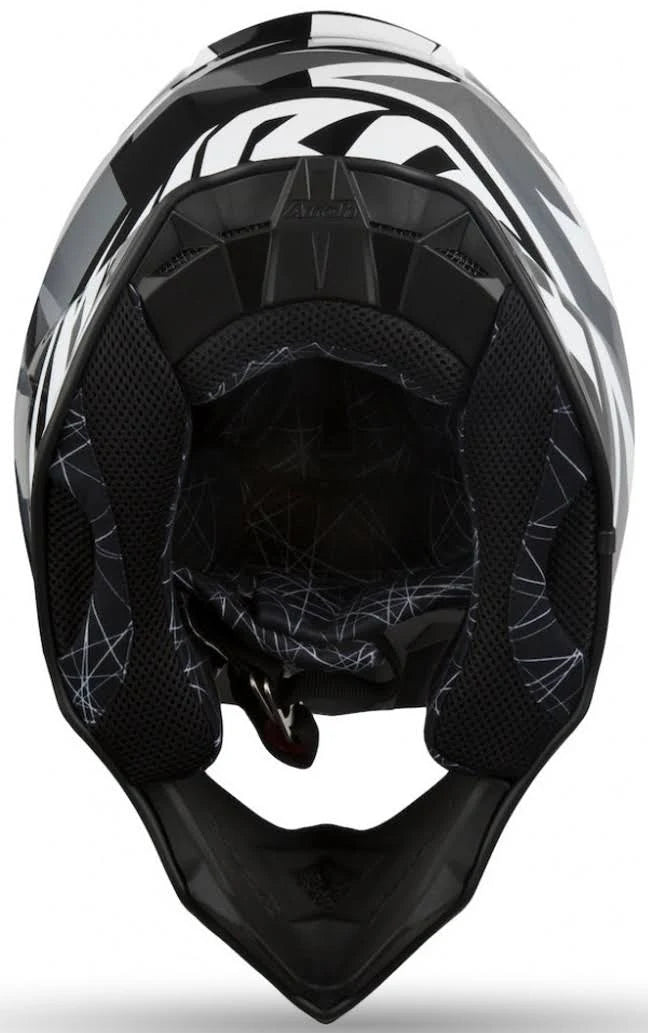 Black-White Helmet C84088