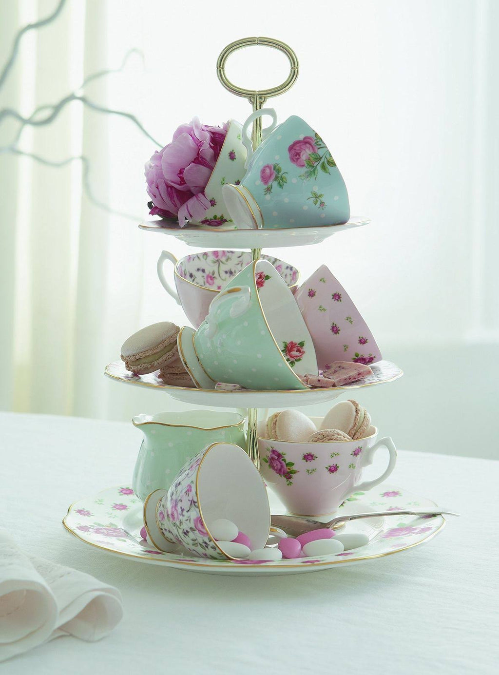 White Vintage 3-Tier Cake Stand S219926