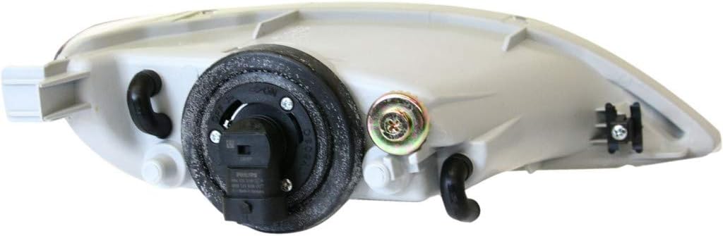 Fog Light Assembly Driver Side with Bulbs Pack of 2 X6411