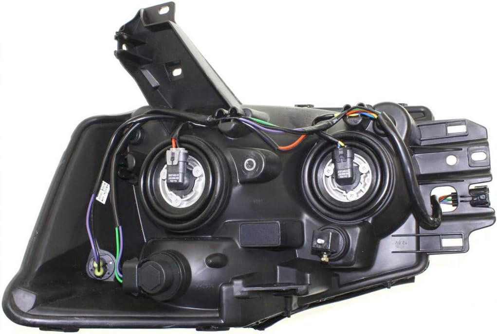 Passenger Side Headlight for Nissan Titan 2004-2007 A944552