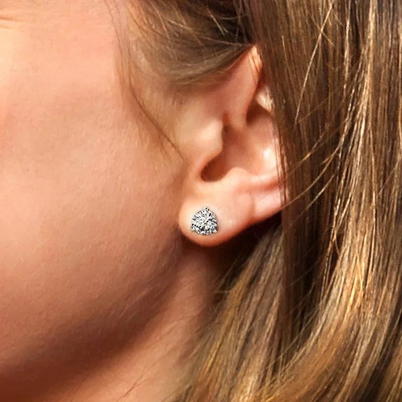 14K White Gold Diamond Stud Earrings V195163