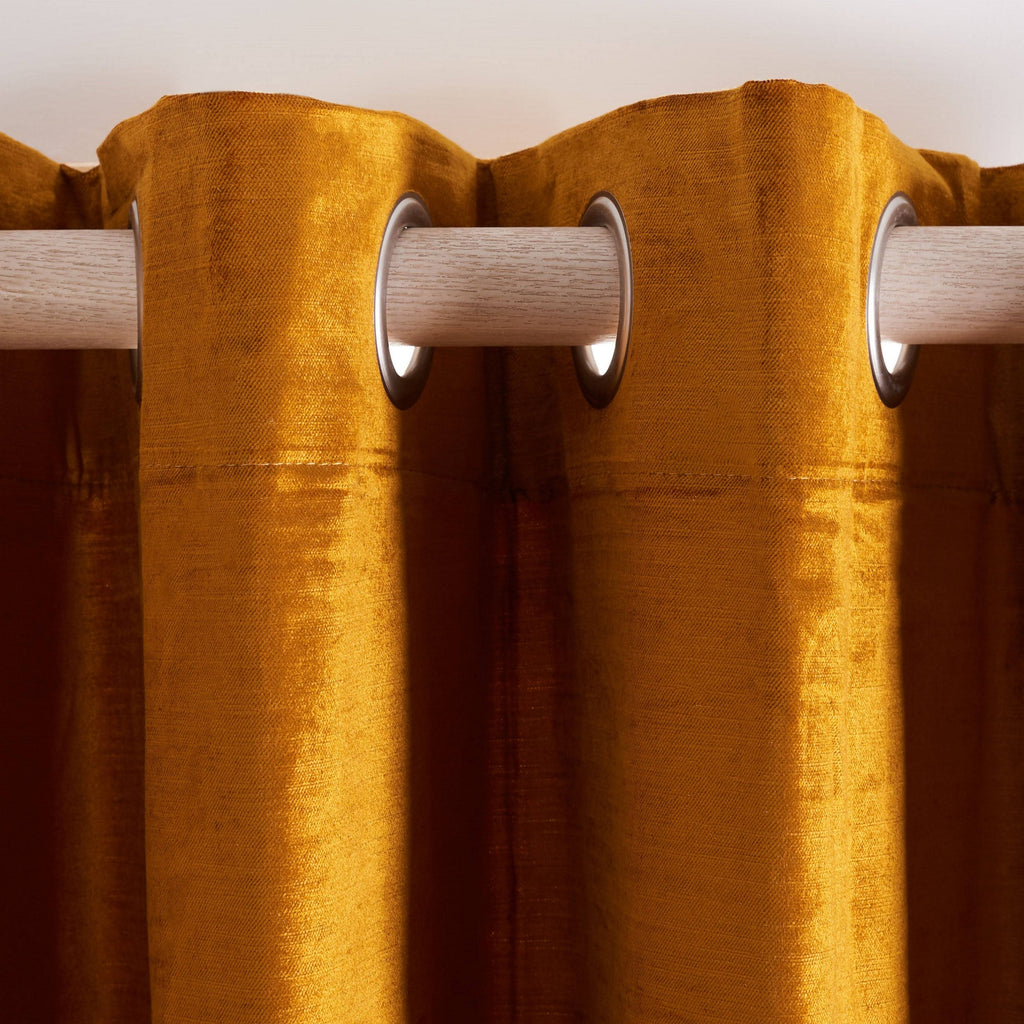 Golden Window Panel W5275