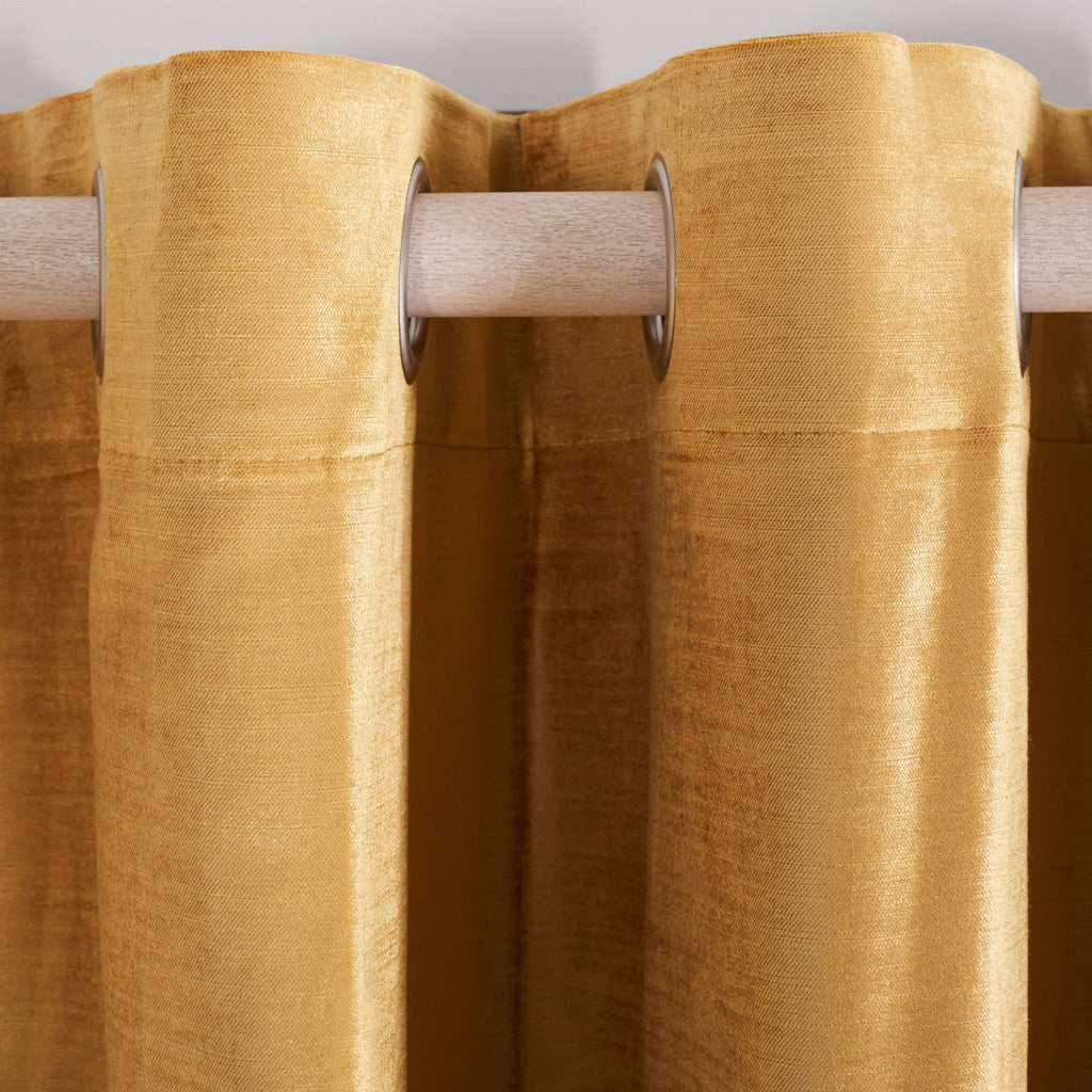 Golden Window Panel W5275