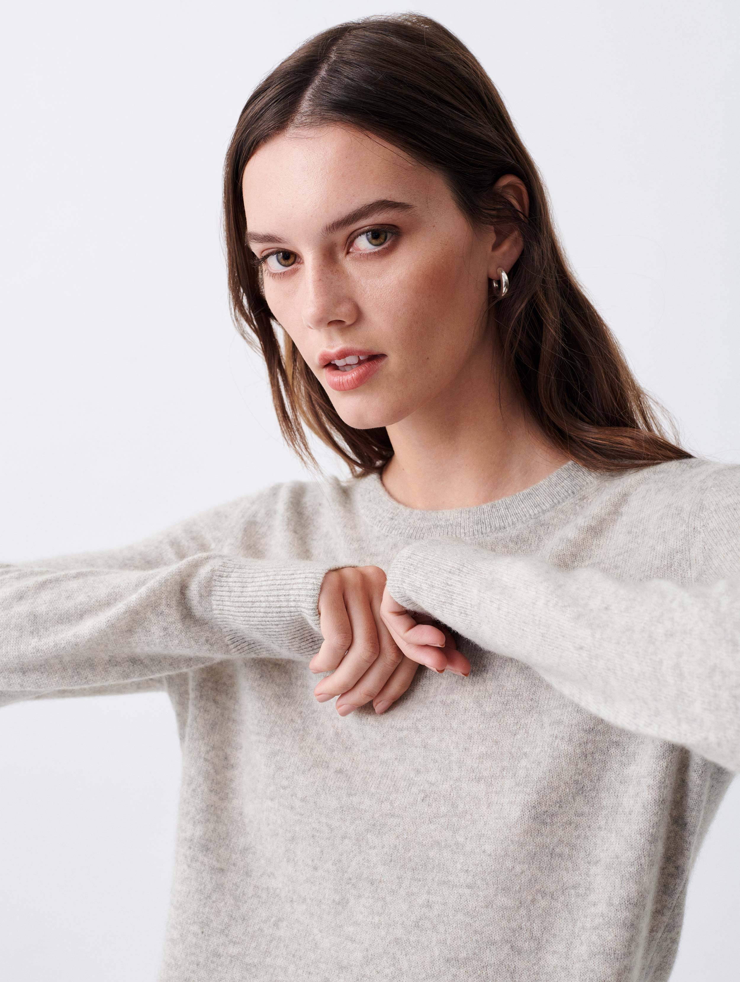 Misty Grey Heather Cashmere Crewneck K942525