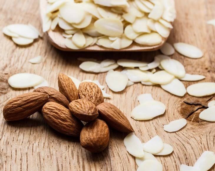 Blanched Sliced Almonds, 25 Pounds V540