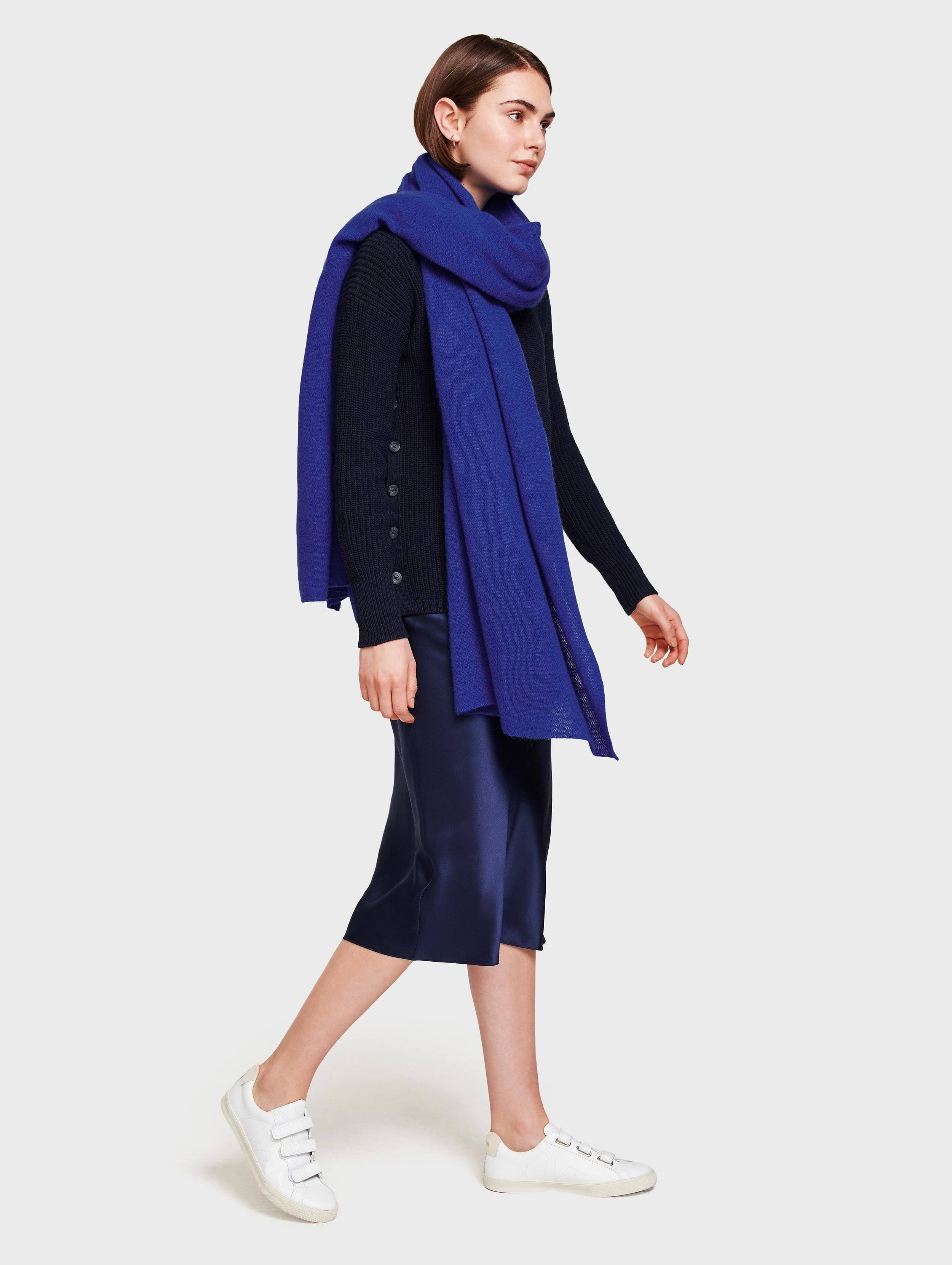 Casa Blue Cashmere Travel Wrap L101