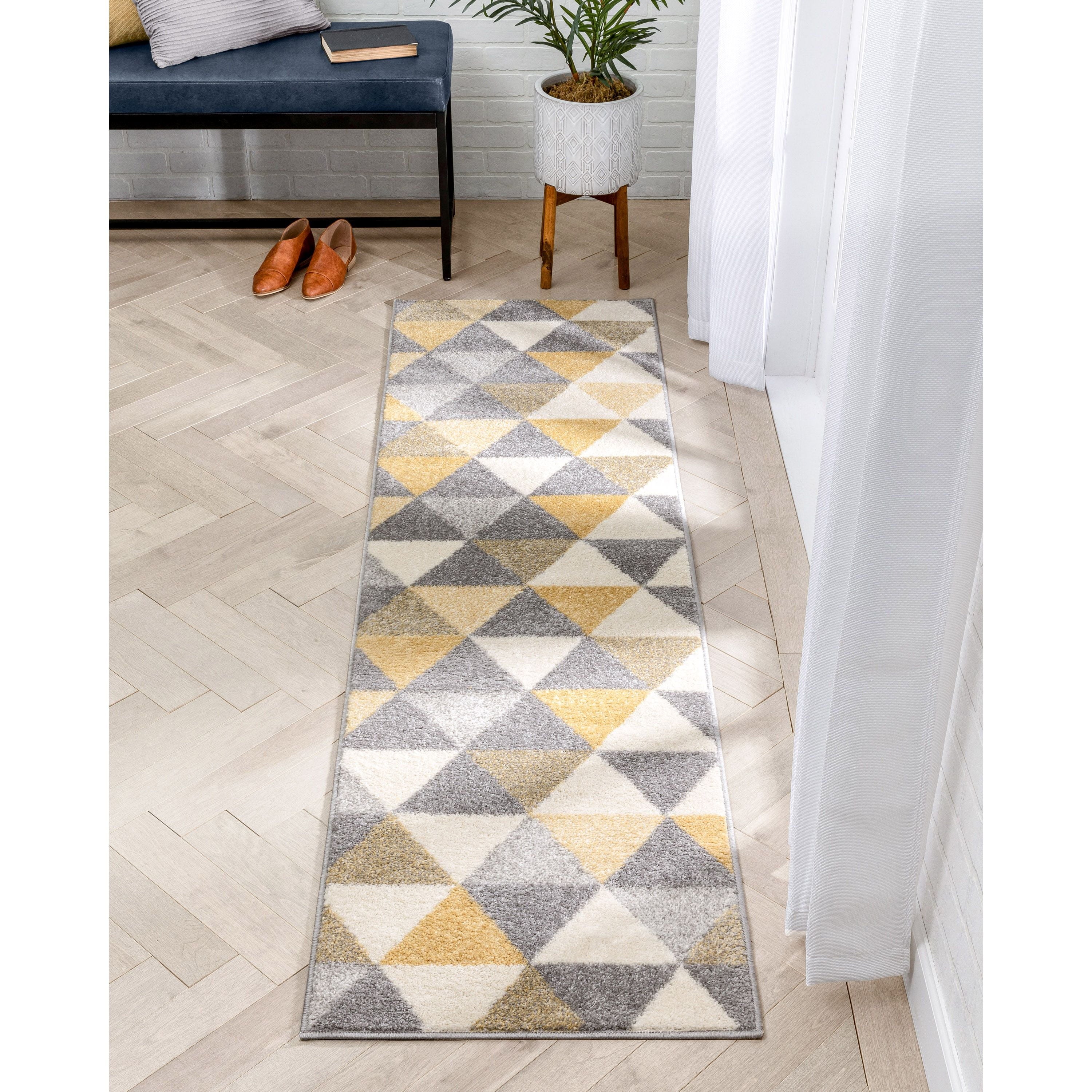 Gold & Grey Geometric Triangle Runner Rug D614