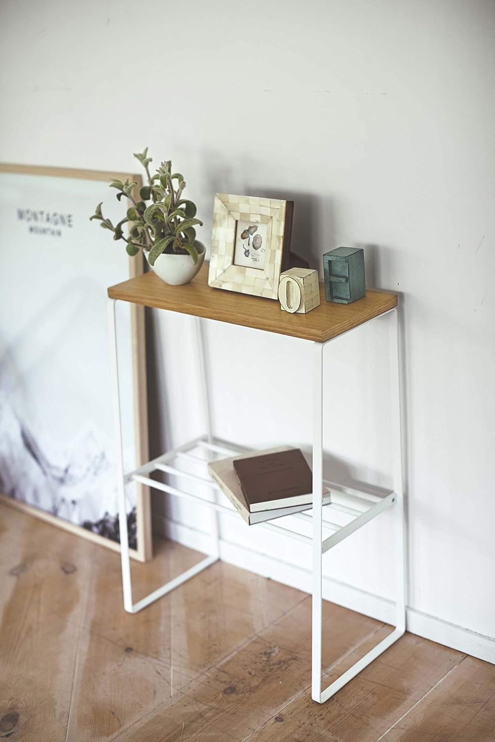 White Narrow End Table L3986