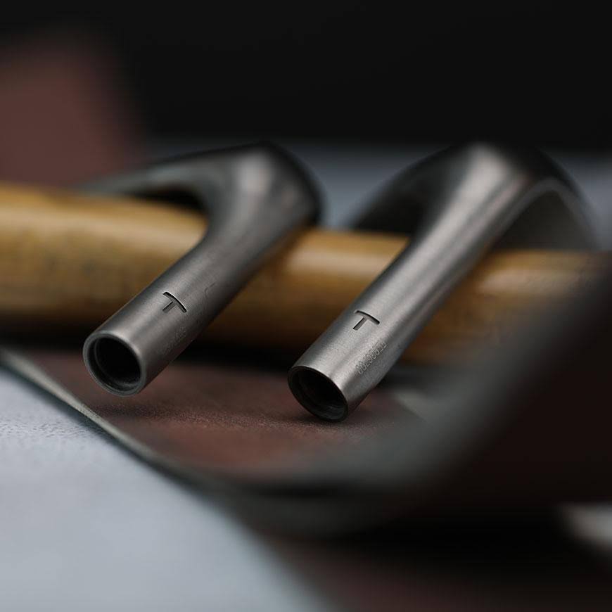Raw Wedge J8085
