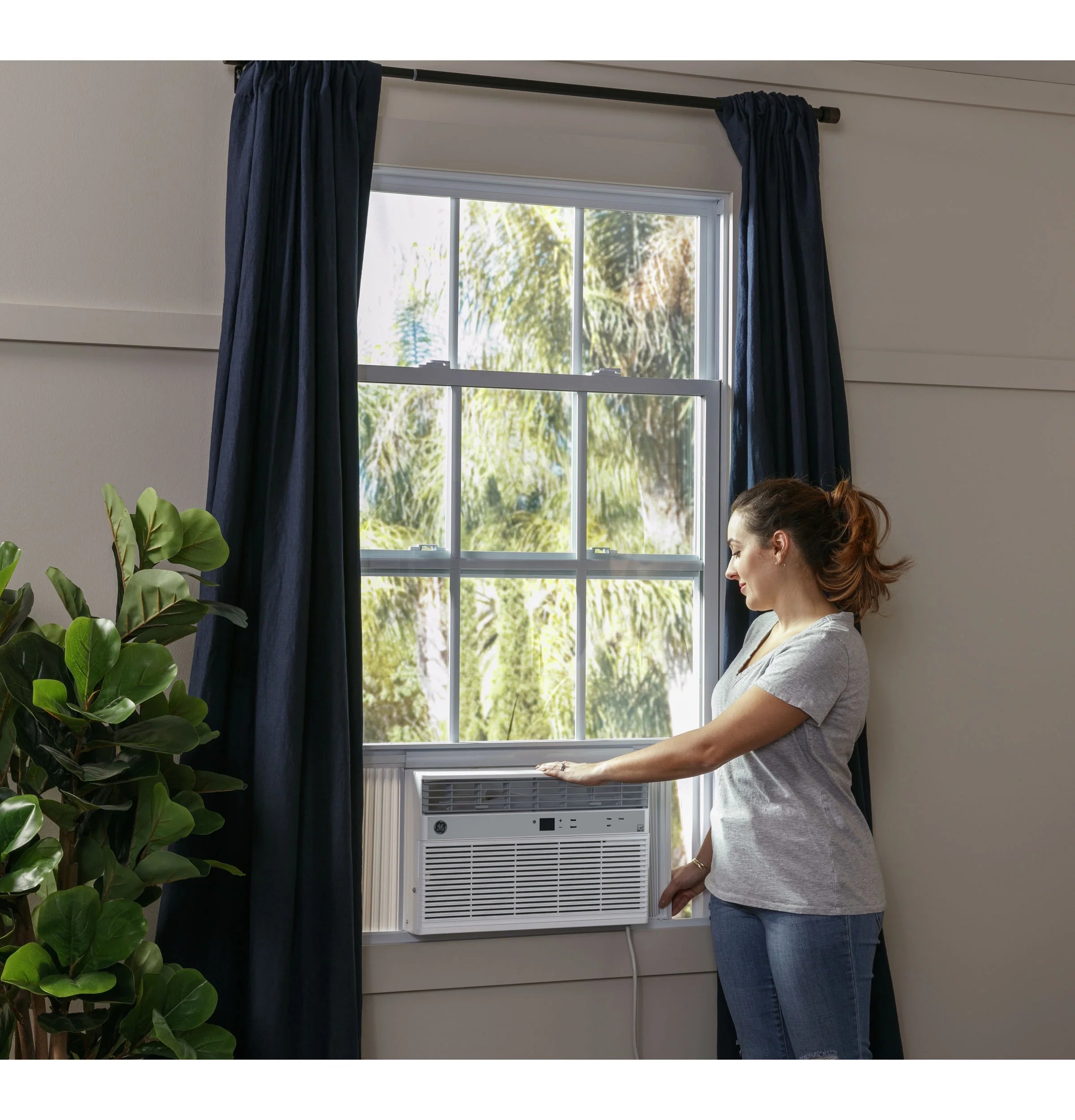 14,000 BTU 115-Volt Window Air Conditioner with WiFi, White I528321