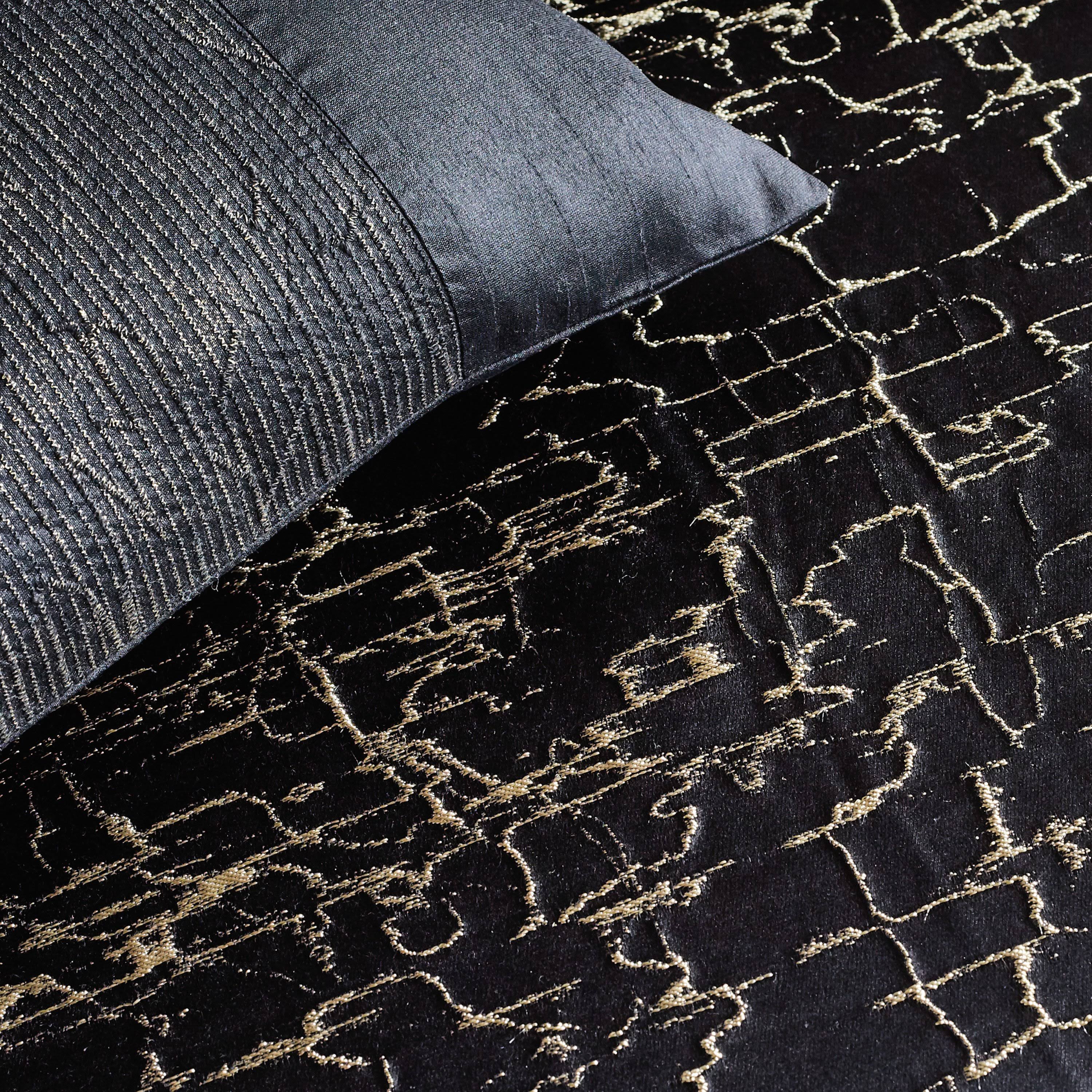Onyx Standard Sham U557206