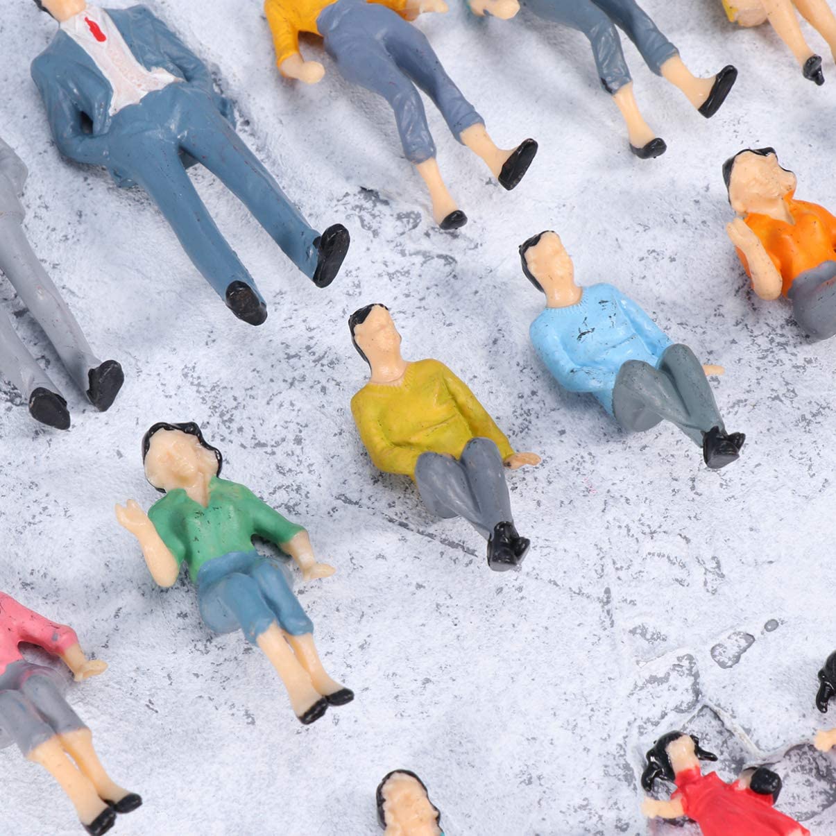 20PCS Colorful Miniature Figurines D639
