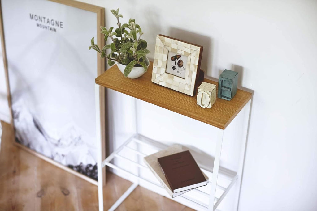White Narrow End Table L3986