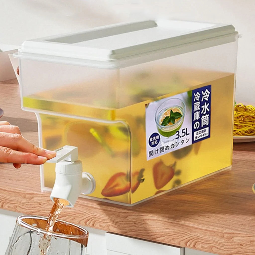 1 Gallon Water Jug A320