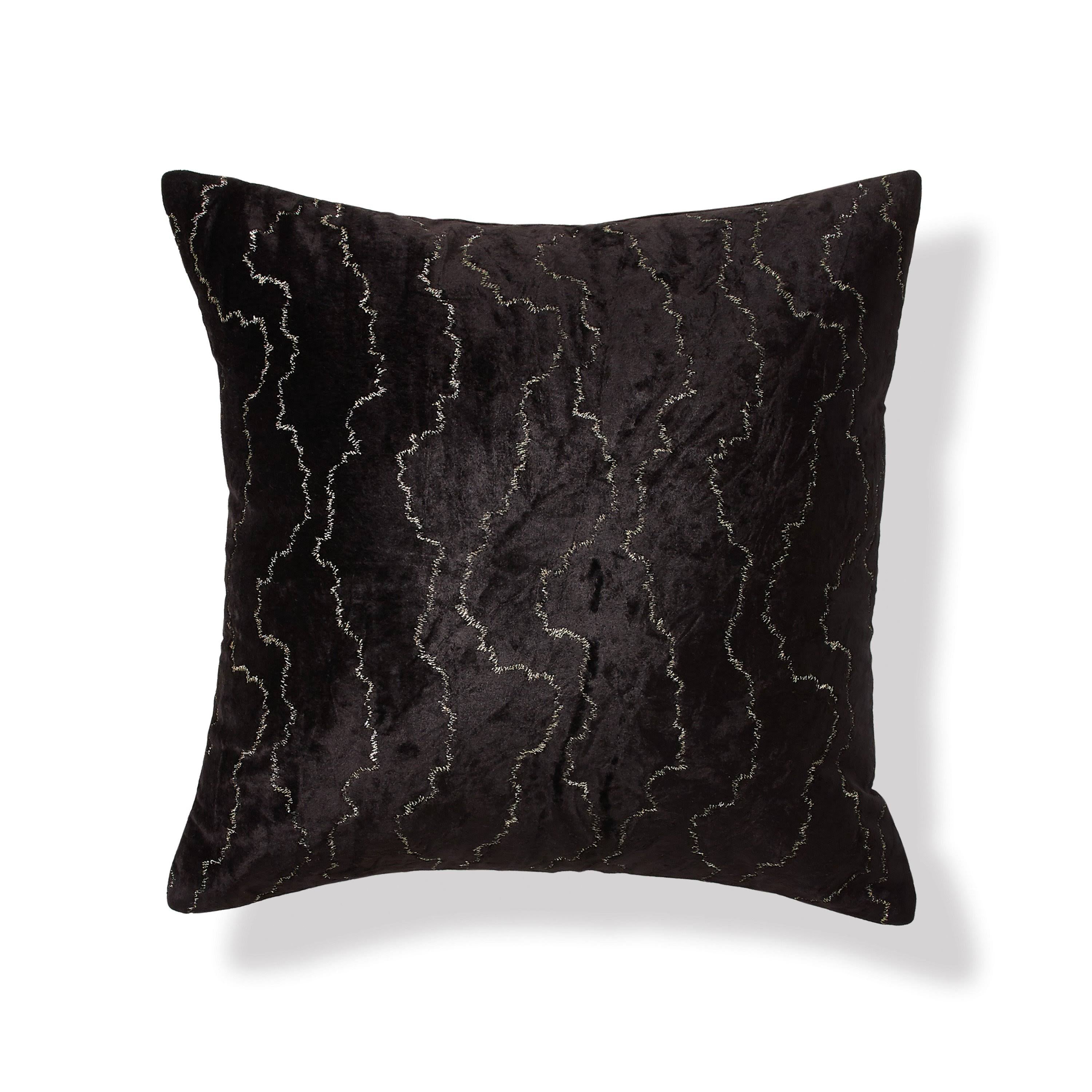 Onyx Standard Sham U557206