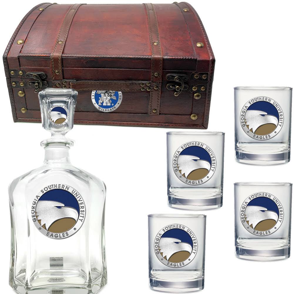 Capitol Decanter Chest Set C41325