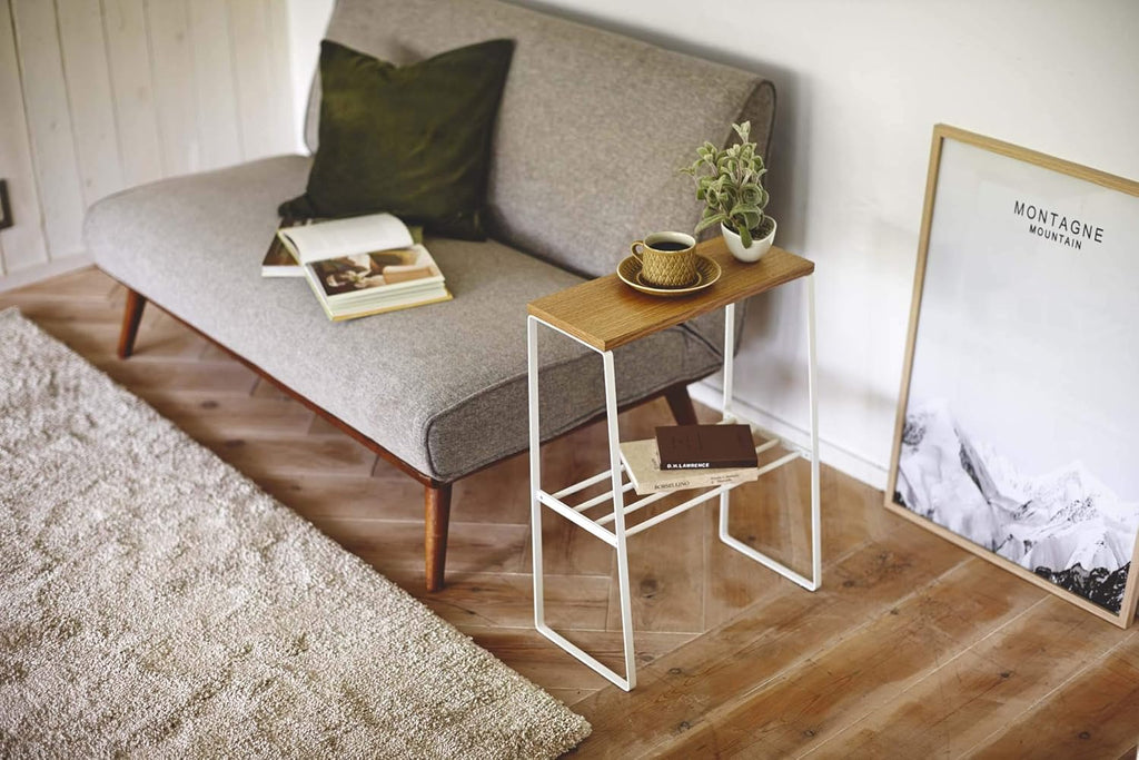 White Narrow End Table L3986